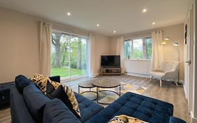 Surrey Hills Lodge